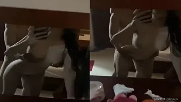 ดูแลตัวเองด้วยนะ ฉันจะได้ถ่ายให้คุณ
