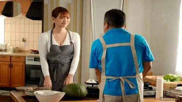 Kocası ilgisiz olduğu için karısı patronuyla gizlice seks yaptı