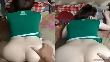 他妈的西贡啤酒 PG 女孩轻轻地呻吟