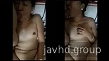 Grupo ng fuck ng isang babaeng mabigat na sasakyang panghimpapawid pagkatapos ng trabaho