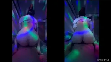 Isteri dan kapal terbang mempunyai suami seumur hidup